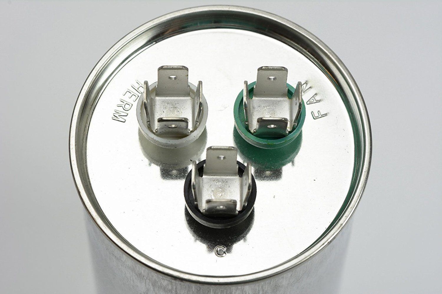Lennox / Armstrong / Ducane Y4622 / Y462201 - 80 + 7.5 uf 370 / 440 Volt Volt VAC Round Dual Run Capacitor-0